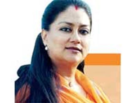 அத்வானி வீட்டு முன் பாஜக எம்எல்ஏக்கள் தர்ணா