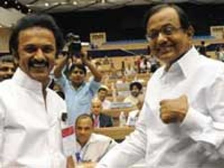 உள்நாட்டு பாதுகாப்பு செலவு: 'மத்திய அரசே ஏற்க வேண்டும்'- கருணாநிதி