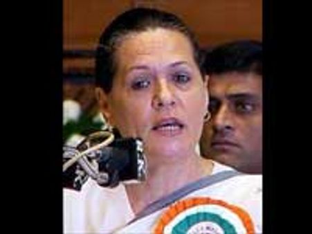 உலகின் சக்தி வாய்ந்த 100 பெண்கள் - 13வது இடத்தில் சோனியா