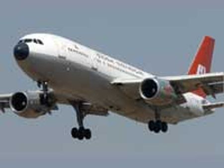 சென்னை வந்த விமானத்தின் டயர் நடுவானில் வெடித்தது