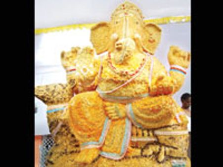 விநாயகர் சதுர்த்தி-150 கி. கொழுக்கட்டை படையல்!