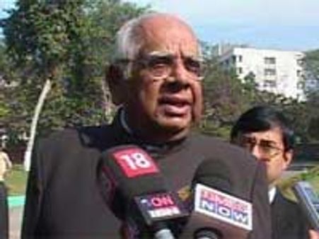 தனக்குரிய பாதுகாப்பை விலக்க சோம்நாத் சாட்டர்ஜி கோரிக்கை