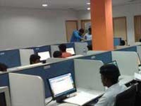 தொழிலாளர் சட்டத்திலிருந்து ஐடி நிறுவனங்களுக்கு 2 ஆண்டுக்கு விலக்கு