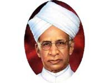 அறிவுப்படையை உருவாக்கும் ஆசிரியர்கள் - கருணாநிதி புகழாரம்