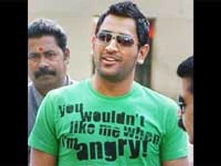 அதிக வருவாய் ஈட்டும் கிரிக்கெட் வீரர் டோணி: போர்ப்ஸ்