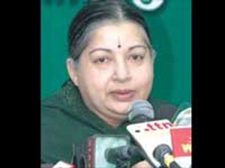 பண்பாட்டை கடைபிடிக்கும் கட்சி அதிமுக- ஜெ.