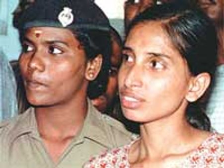 முன் கூட்டியே விடுவிக்கக் கோரி நளினி மனு