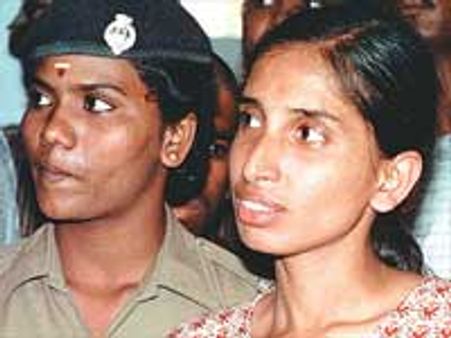 விடுதலை கோரி நளினி சாகும் வரை உண்ணாவிரதம்