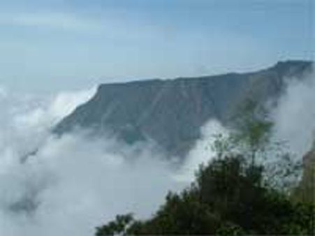 பனி மூட்டம்-கொடைக்கானலில் இயல்பு வாழ்க்கை பாதிப்பு!