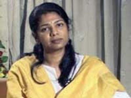 இலங்கைக்கான குழுவில் எதிர்க்கட்சிகள் தவிர்ப்பு ஏன்? - கனிமொழி பதில் சொல்லாமல் நழுவல்