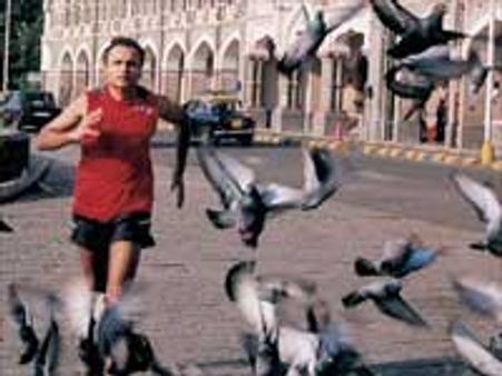 முகேஷனுடன் சமாதானமாகப் போக அனில் அம்பானி விருப்பம்