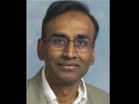 இந்தியாவிலிருந்து குவியும் மெயில்கள் - எரிச்சலில் வெங்கி