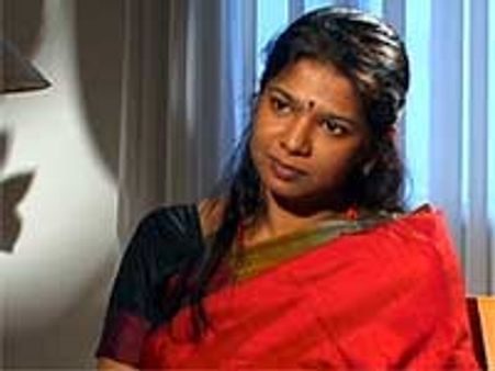 வாழவே முடியாத சூழலில் இலங்கை தமிழர் முகாம்கள்- கனிமொழி திடீர் தகவல்