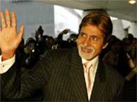 நில மாற்ற சர்ச்சை - அமிதாப் மீது தவறில்லை - உ.பி. கலெக்டர்