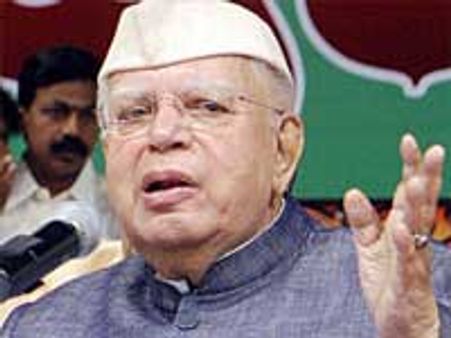 என்.டி. திவாரியை தந்தையாக அறிவிக்க வாலிபர் கோரிக்கை: வழக்கு தள்ளுபடி