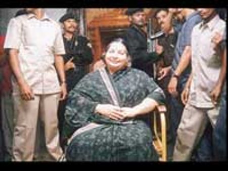 மட்டமான எதிர்க் கட்சி தலைவர்கள்-முதலிடம் ஜெ.வுக்கு!