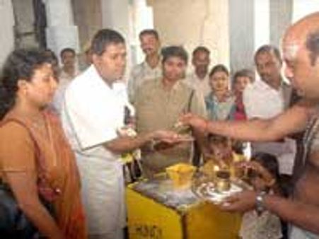 ராஜபக்சே தங்கை வருகை: பரிகார பூஜை நடத்த வேண்டும்-இந்து மக்கள் கட்சி