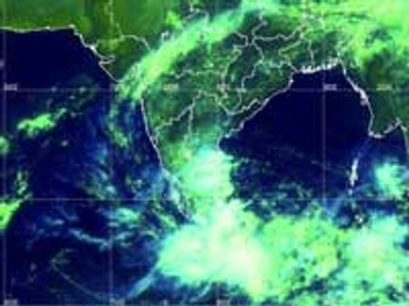 தமிழகம் முழுவதும் கன மழை- 2 நாட்களில் படிப்படியாக குறையலாம்
