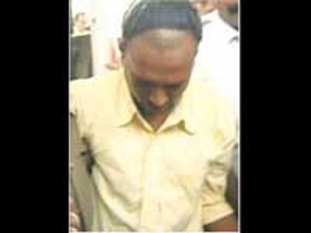 அசிங்கம் செய்து கொண்டே பூஜையும் செய்த அர்ச்சகர் தேவநாதன்