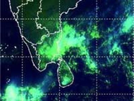 வங்கக் கடலில் காற்றழுத்தத் தாழ்வு நிலை - மீண்டும் வருகிறது மழை