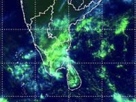 தஞ்சையில் பலத்த மழை- பள்ளி, கல்லூரிகளுக்கு விடுமுறை