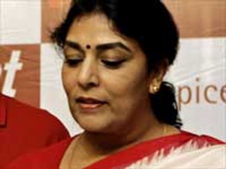 தெலுங்கானா போராட்டம் தீவிரம் - பயங்கர வன்முறை -ரயில்கள், ரேணுகா செளத்ரி வீடு எரிப்பு