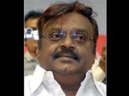 ஊனமுற்றோருக்கு உதவி-விஜயகாந்த் கோரிக்கை