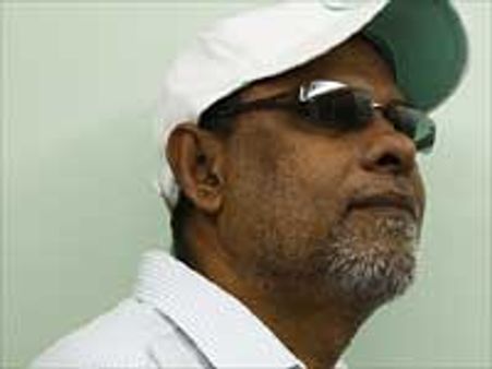 கேபி கொடுத்த தகவல்-மடக்கப்பட்ட புலிகளின் 3 கப்பல்கள்!