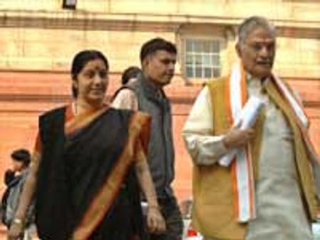 ஈழ அவலம்- தமிழில் உணர்ச்சிகரமாய் பேசிய சுஷ்மா