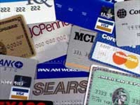 பெட்ரோ கார்டுகள்.. கார்பன் ரைட்டர்..போலி ஏடிஎம் கார்டுகள்.. கோடிக்கணக்கில் கொள்ளை