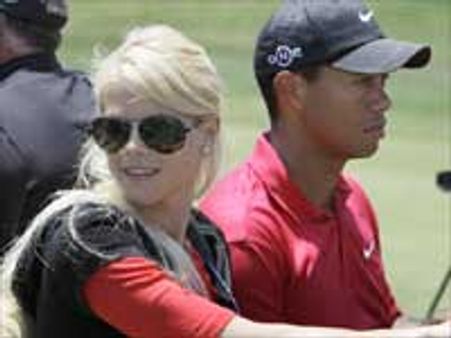 டைகர் உட்ஸுக்கு 10 பெண்களுடன் தொடர்பு