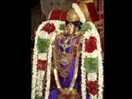 மார்கழி மாதம் பிறந்தது-களை கட்டின கோவில்கள்