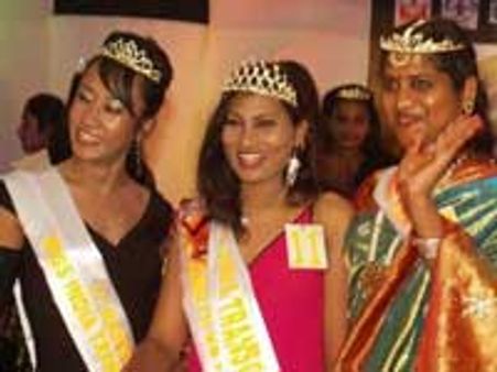 சென்னையில் அரவாணிகளுக்கான `மிஸ் இந்தியா' போட்டி - மும்பையின் கரீனா வென்றார்
