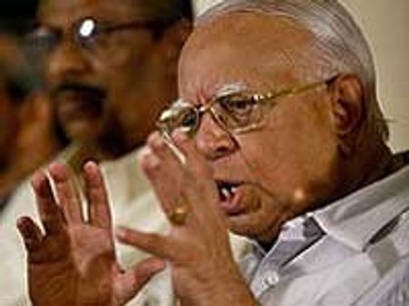 தமிழர்களின் இன்றைய நிலைக்கு புலிகளே காரணம் - சம்பந்தன் திடீர் பாய்ச்சல்