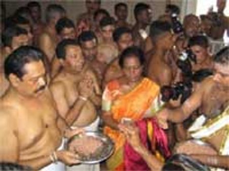 புலிகளுடனான சண்டை முடிந்து விட்டது - இனி வராது: ராஜபக்சே