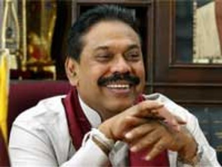 எதிர்க்கட்சி எம்.பிக்களை இழுத்து அரசியலமைப்புச் சட்டத்தை திருத்த ராஜபக்சே முயற்சி
