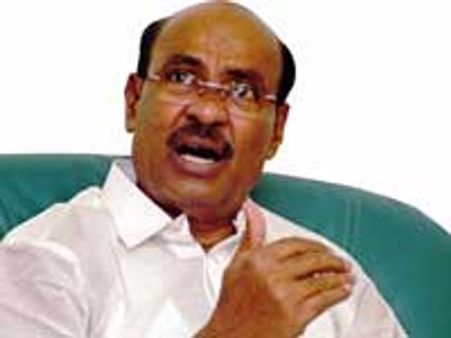 பட்ஜெட் கசக்குது-ராமதாஸ்; வெறும் மாயஜாலம்-விஜயகாந்த்