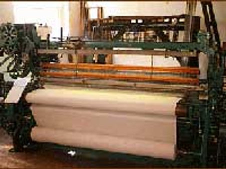 அதிகரித்துள்ள மி்ன்தடை - சங்கடத்தில் சங்கரன்கோவில் விசைத்தறி தொழில்!