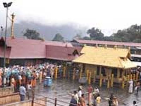 சித்திரை பூஜை: சபரிமலை ஐயப்பன் கோவிலில் இன்று நடை திறப்பு