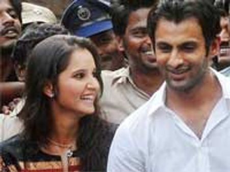 சானியா, சோயப்புக்கு எதிராக 'பாத்வா'! பிறப்பிப்பு