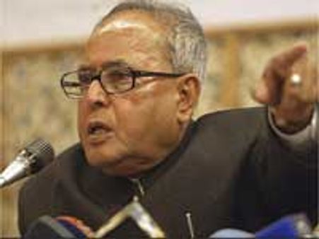 ஐபிஎல் கொச்சி உரிமையாளர்கள் குறித்த விசாரணை - பிரணாப் முகர்ஜியிடம் அறிக்கை தாக்கல்