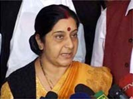 நாடாளுமன்றத்தில் ஒரு வருடமாய் அழகிரியைப் பார்க்க முடியவில்லை- பாஜக கிண்டல்