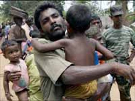 கண் முன்னே அழியும் அடையாளங்கள்...கை பிசைந்து நிற்கும் ஈழத் தமிழர்கள்!