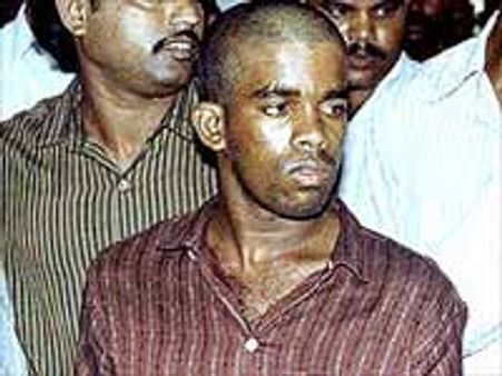 செம்மொழி மாநாட்டுக்கு கவிதை எழுதும் ராஜீவ் கொலையாளி முருகன்