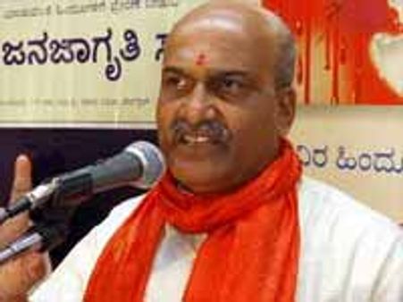 மதக் கலவரம் நடத்த ரூ.60 லட்சம் 'பீஸ்'-முத்தலிக்கை அம்பலப்படுத்திய தெஹல்கா!