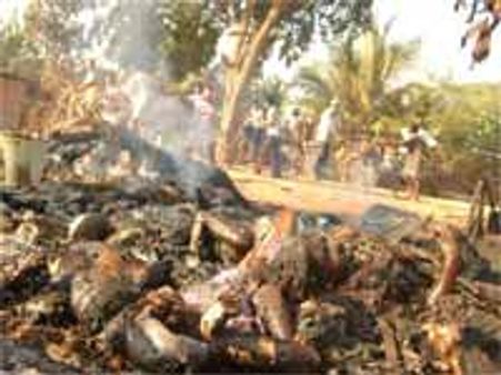 முள்ளிவாய்க்கால் படுகொலை முதலாமாண்டு நினைவு தினக் கூட்டம்- பாமக புறக்கணிப்பு?