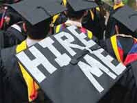 யுஎஸ்: மீண்டும் பெரும் சரிவில் வேலைவாய்ப்பு... பங்குச் சந்தை வீழ்ச்சி!