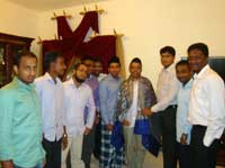 துபாயில் கீழக்கரை இளைஞர்கள் இணையம் தொடக்கம்