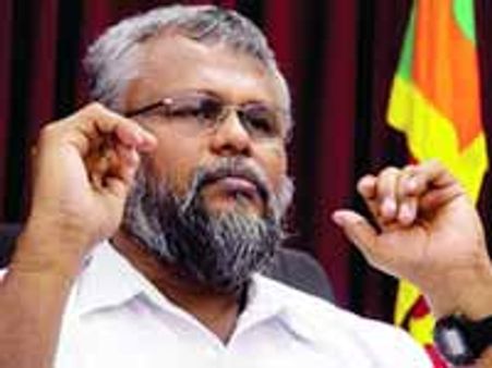 டக்ளஸ் தேவானந்தாவை தப்பி செல்ல விடக்கூடாது-பாஜக