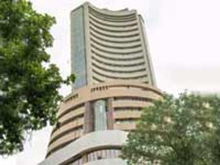 ரிலையன்ஸ் இன்டஸ்ட்ரீஸ் பங்குகள் உயர்வு- சென்செக்ஸும் கிடுகிடு உயர்வு